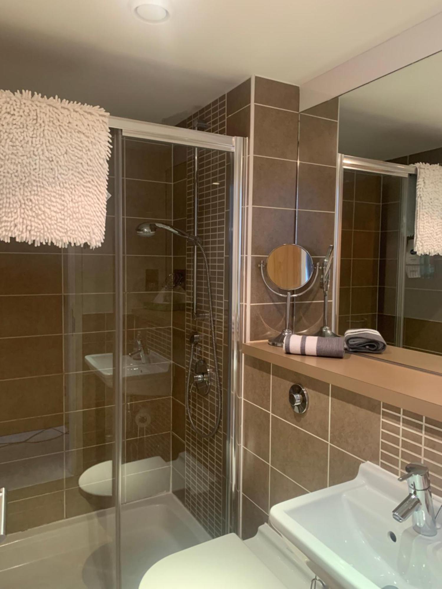 Merchant City Luxury 2 Bedroom Apartment With Secure Parking Available On Request Glasgow Buitenkant foto